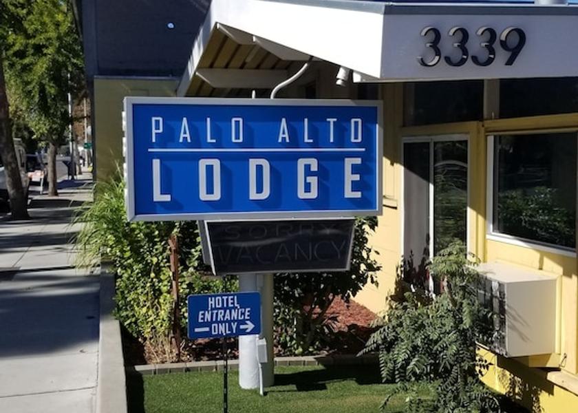 California Palo Alto Entrance