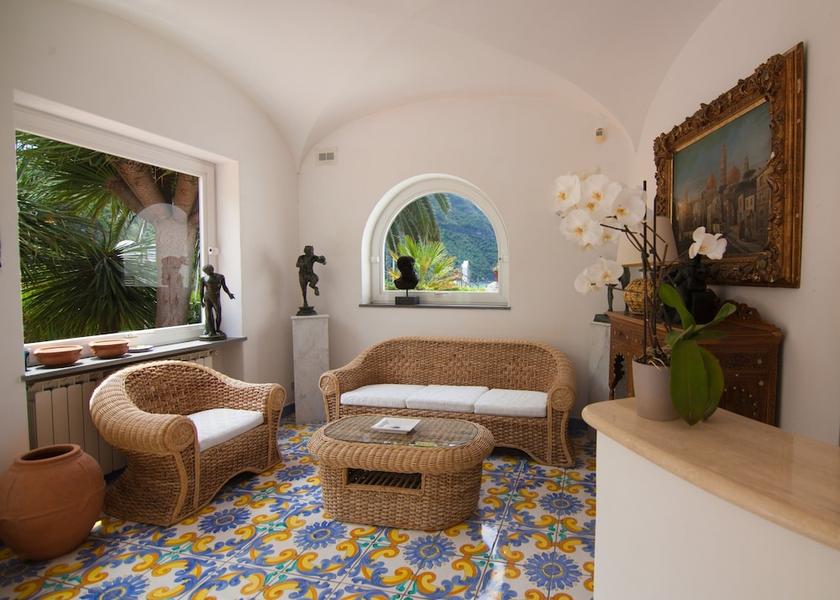 Campania Forio Interior