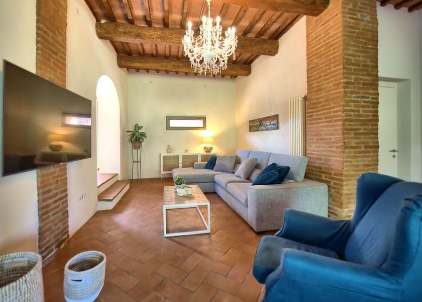 Tuscany Empoli Living Area