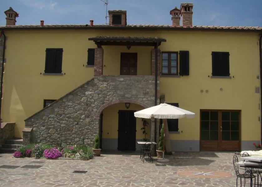 Tuscany Castiglion Fibocchi Facade
