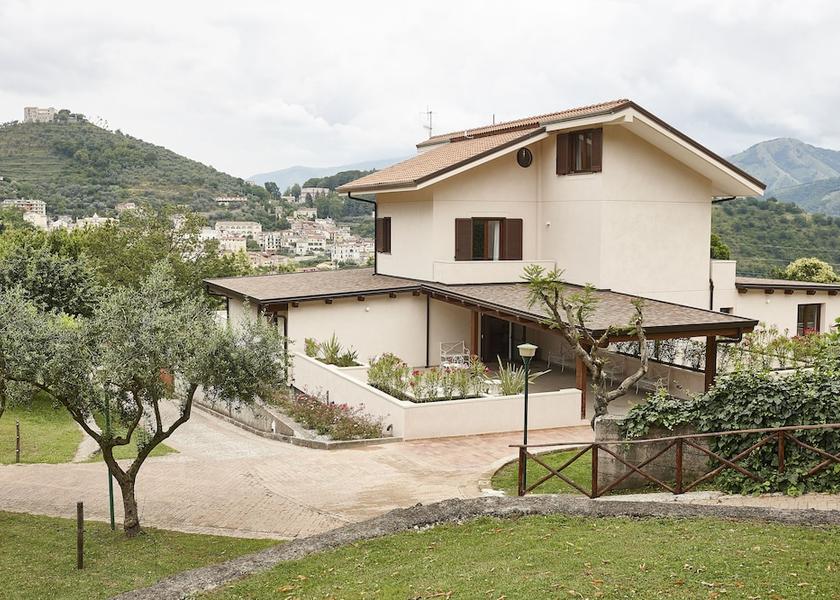 Campania Pellezzano Facade