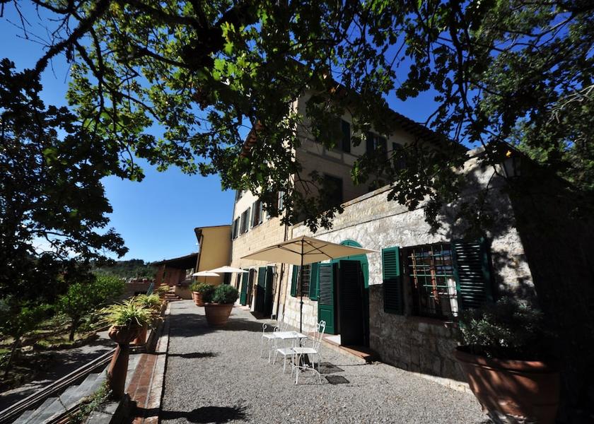 Tuscany Castellina in Chianti Front of property