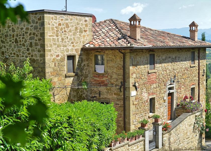 Tuscany Monterchi Facade