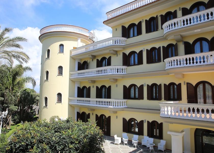 Campania Gragnano Exterior detail