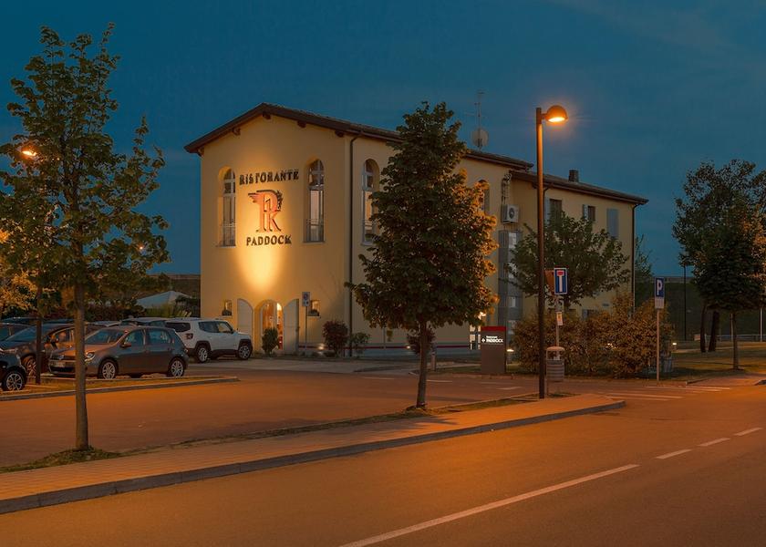 Emilia-Romagna Maranello Outdoor Dining