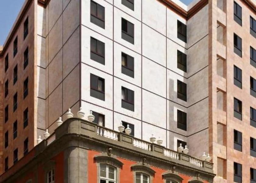 Canary Islands Santa Cruz de Tenerife Front of property