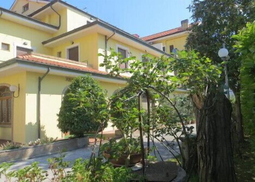 Marche Civitanova Marche Front of property