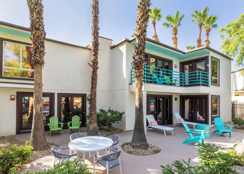 California Palm Springs Terrace