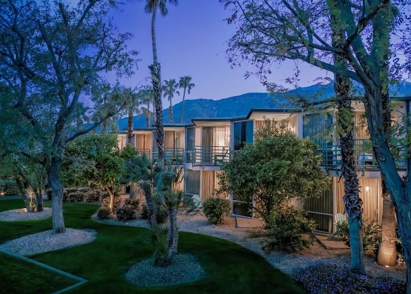 California Palm Springs Exterior Detail