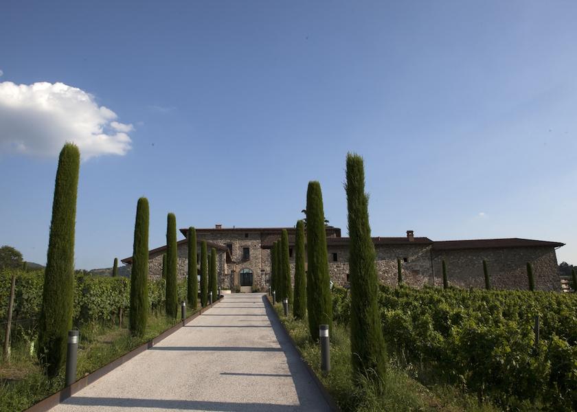 Lombardy Villongo Entrance