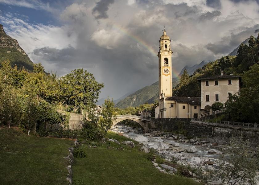 Lombardy Piuro Exterior Detail