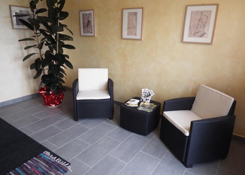 Emilia-Romagna Gattatico Interior Entrance