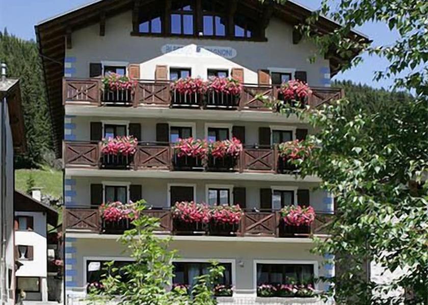 Lombardy Valfurva Facade