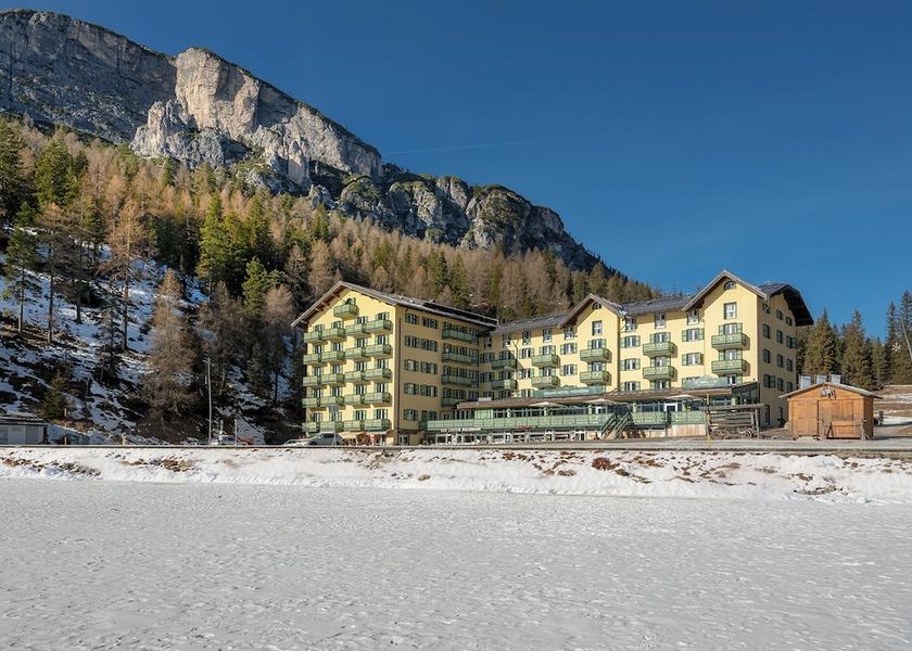 Veneto Auronzo di Cadore Front of property