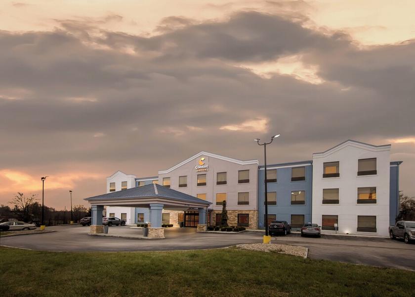 Kentucky London Front of property