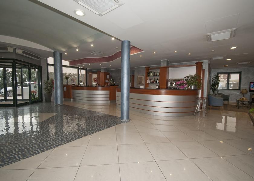 Piedmont Poirino Interior Entrance