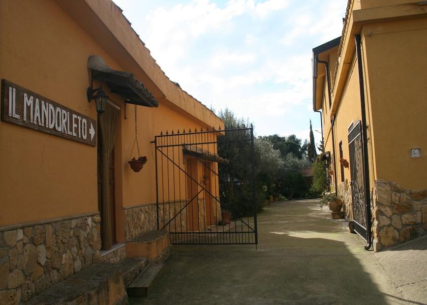 Sicily Enna Facade