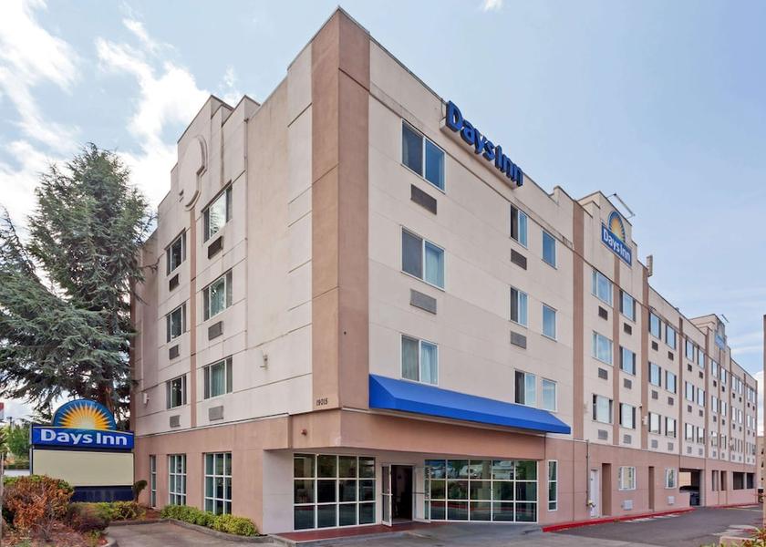 Washington SeaTac Exterior Detail