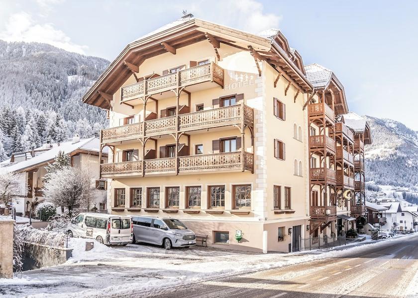Trentino-Alto Adige Ortisei Front of property