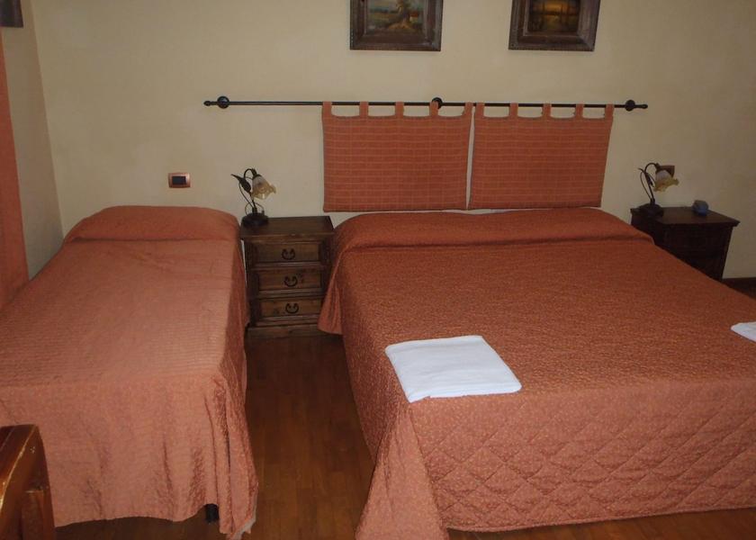 Tuscany San Giuliano Terme Room