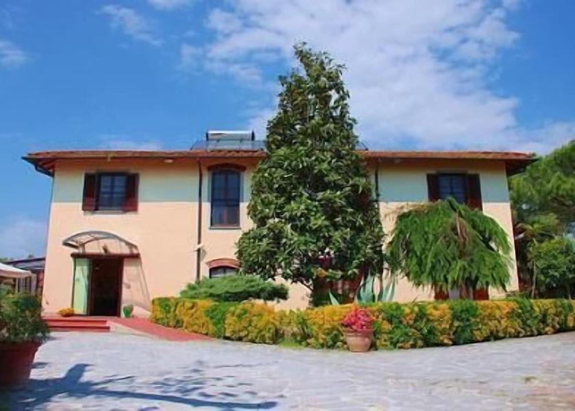 Tuscany San Giuliano Terme Exterior Detail
