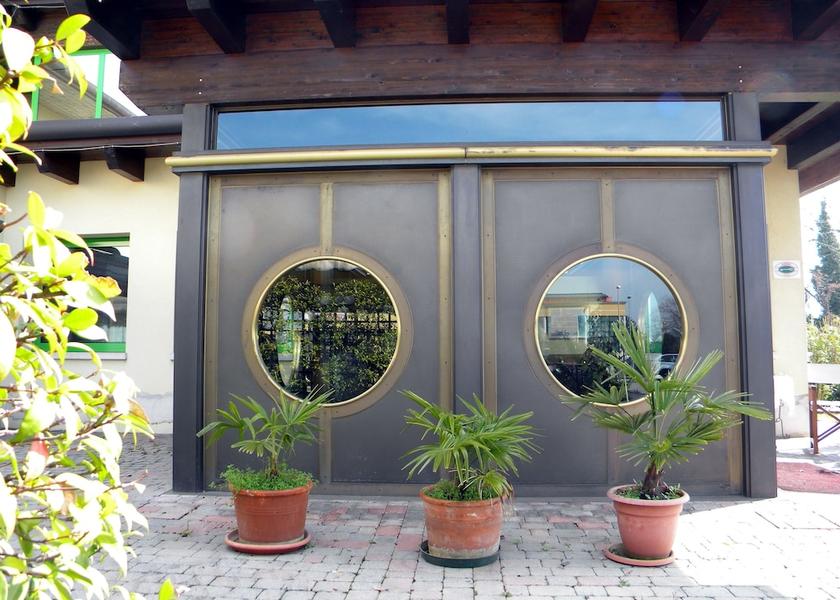 Veneto Caerano di San Marco Exterior Detail