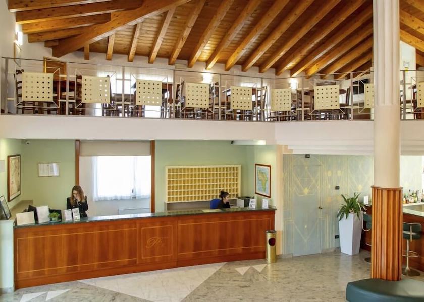 Lombardy San Genesio ed Uniti Reception