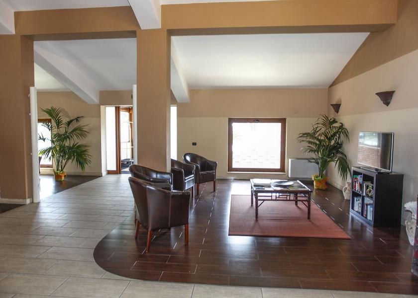 Sicily Villafranca Tirrena Interior Entrance