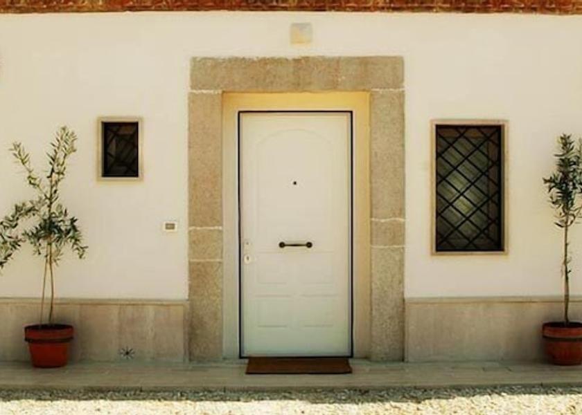 Puglia Lesina Entrance
