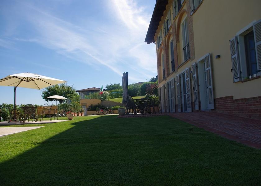Piedmont Agliano Terme Facade
