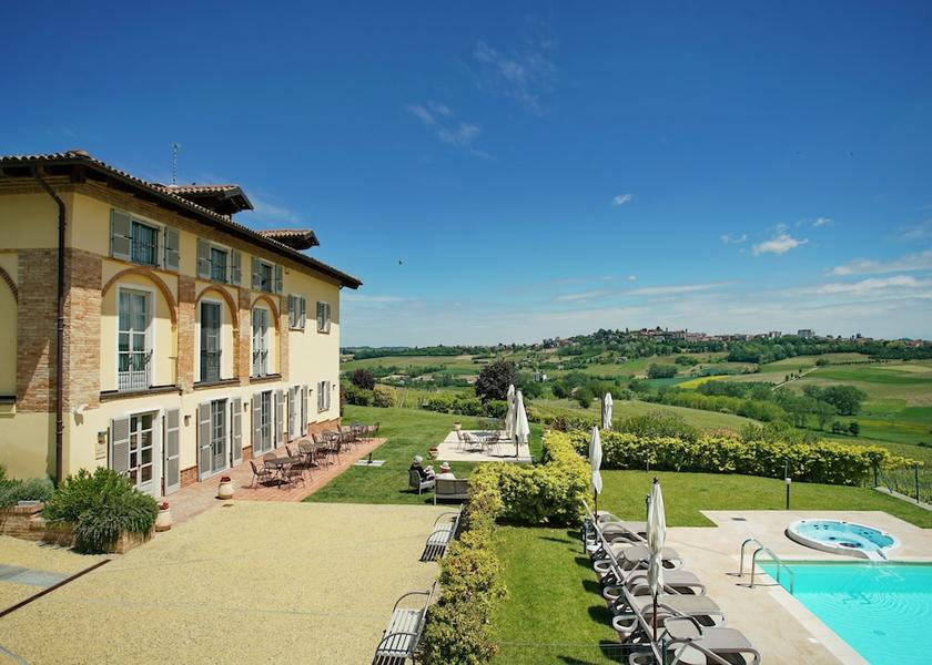 Piedmont Agliano Terme Facade