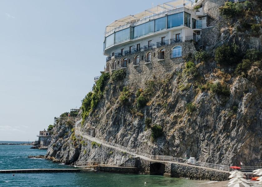 Campania Cetara Front of property