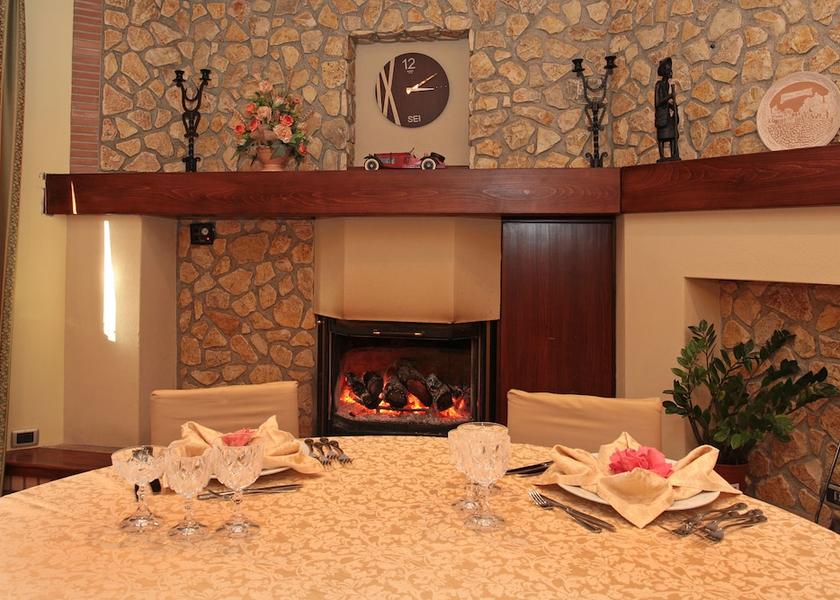 Calabria Taverna Restaurant