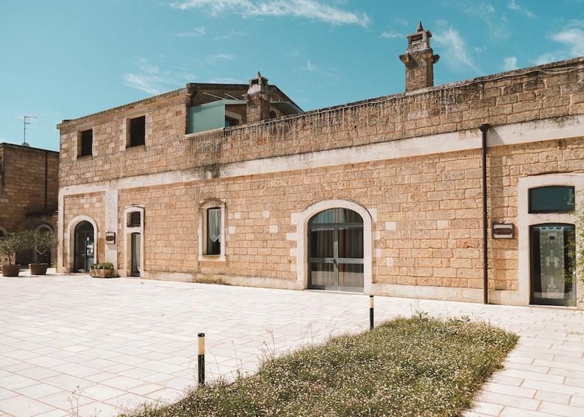 Puglia Caprarica di Lecce Front of property