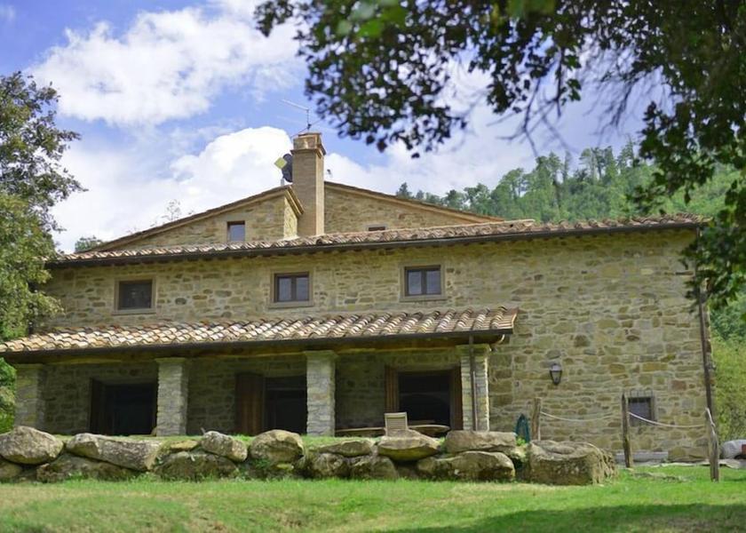 Tuscany Monterchi Exterior Detail