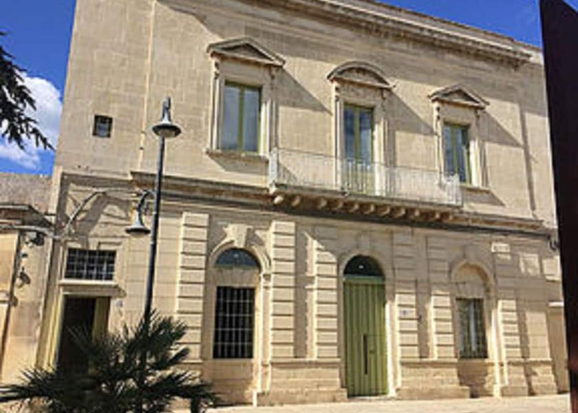 Puglia Zollino Exterior Detail