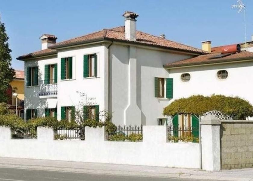 Veneto Quinto di Treviso Exterior Detail