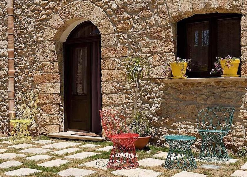 Sicily Partinico Property entrance