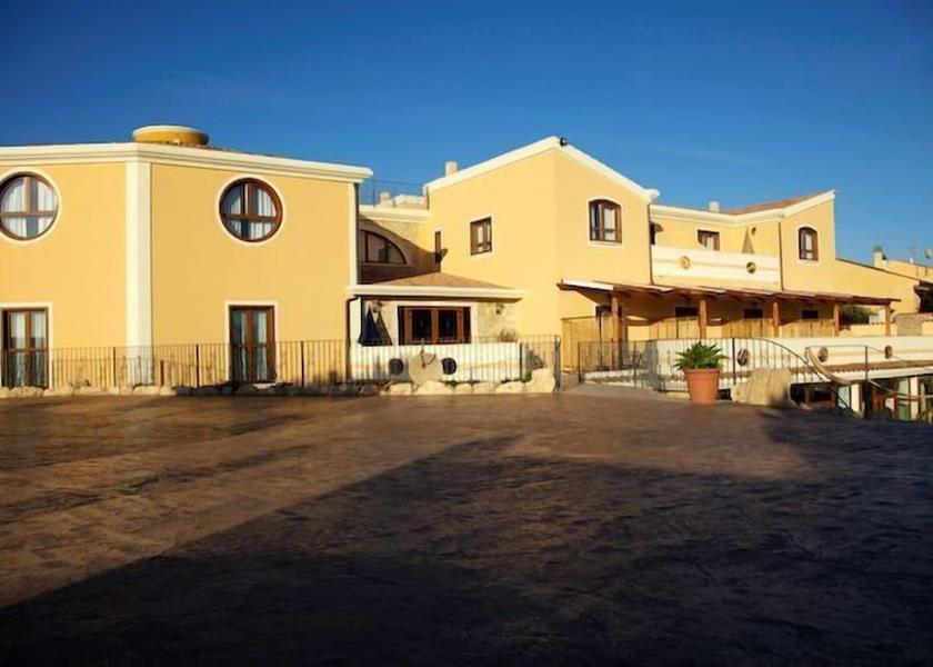 Sardinia San Vero Milis Front of property