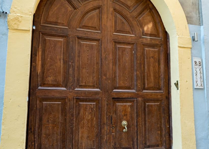 Campania Caiazzo Exterior Detail