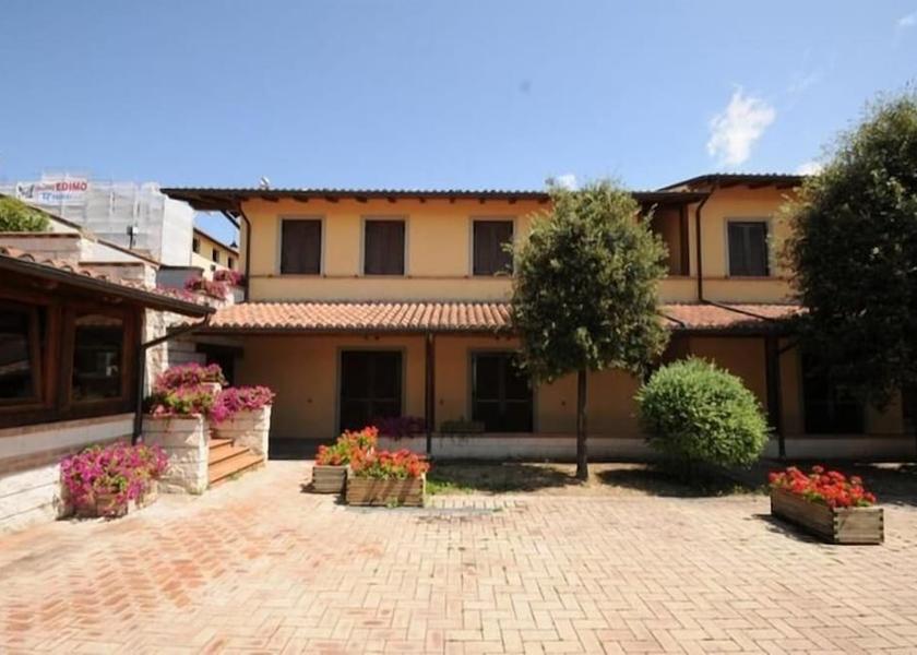 Abruzzo Poggio Picenze Exterior