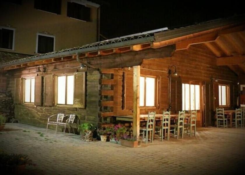 Abruzzo Poggio Picenze Restaurant