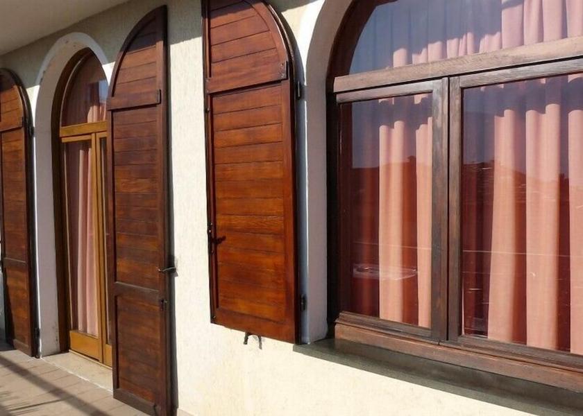 Lombardy Teglio Terrace