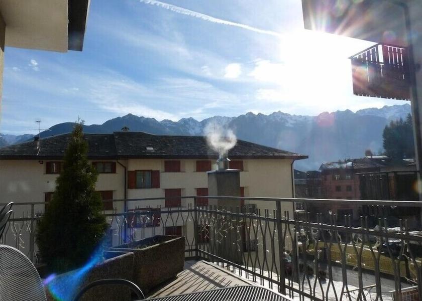 Lombardy Teglio Terrace