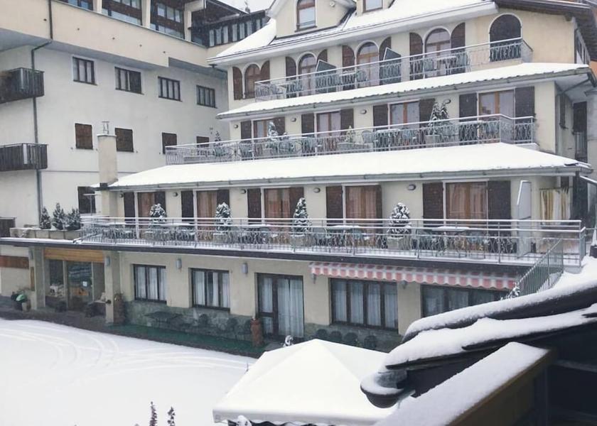 Lombardy Teglio Exterior Detail