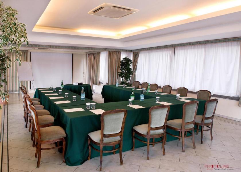 Lazio Castel Gandolfo meeting room / ballrooms