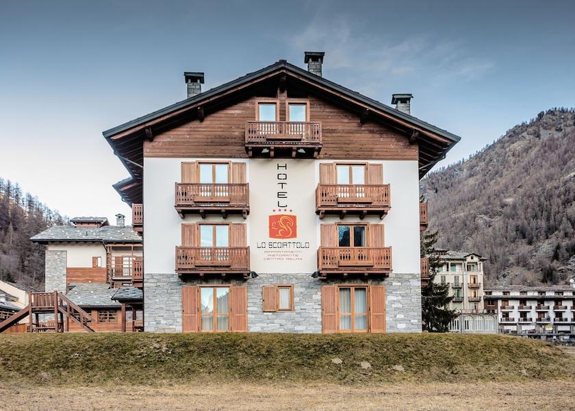 Valle d'Aosta Gressoney-la-Trinite Front of property