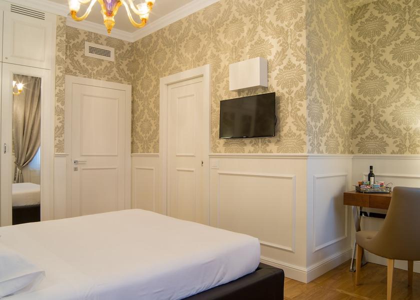 Lombardy Milan Room
