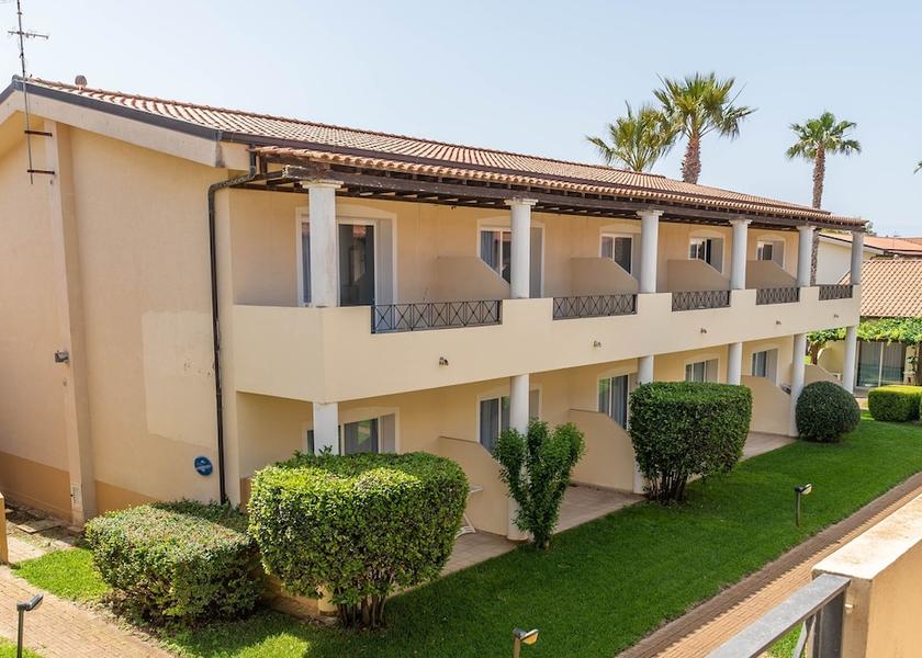 Calabria Nicotera Front of property
