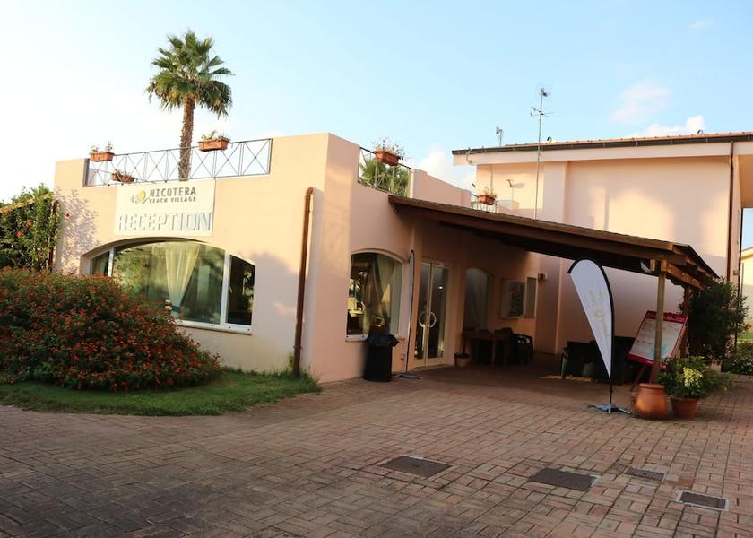 Calabria Nicotera Exterior